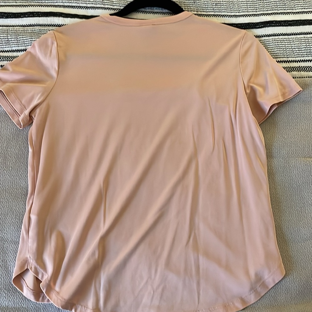 Pink tee - Picture 2 of 3